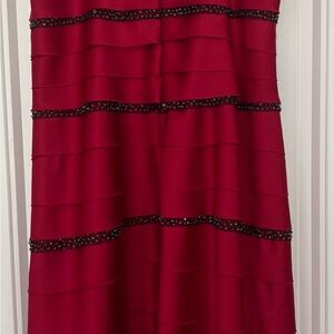 Elegant Red Tiered Cocktail Dress